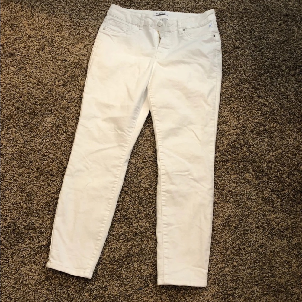 White Jeans